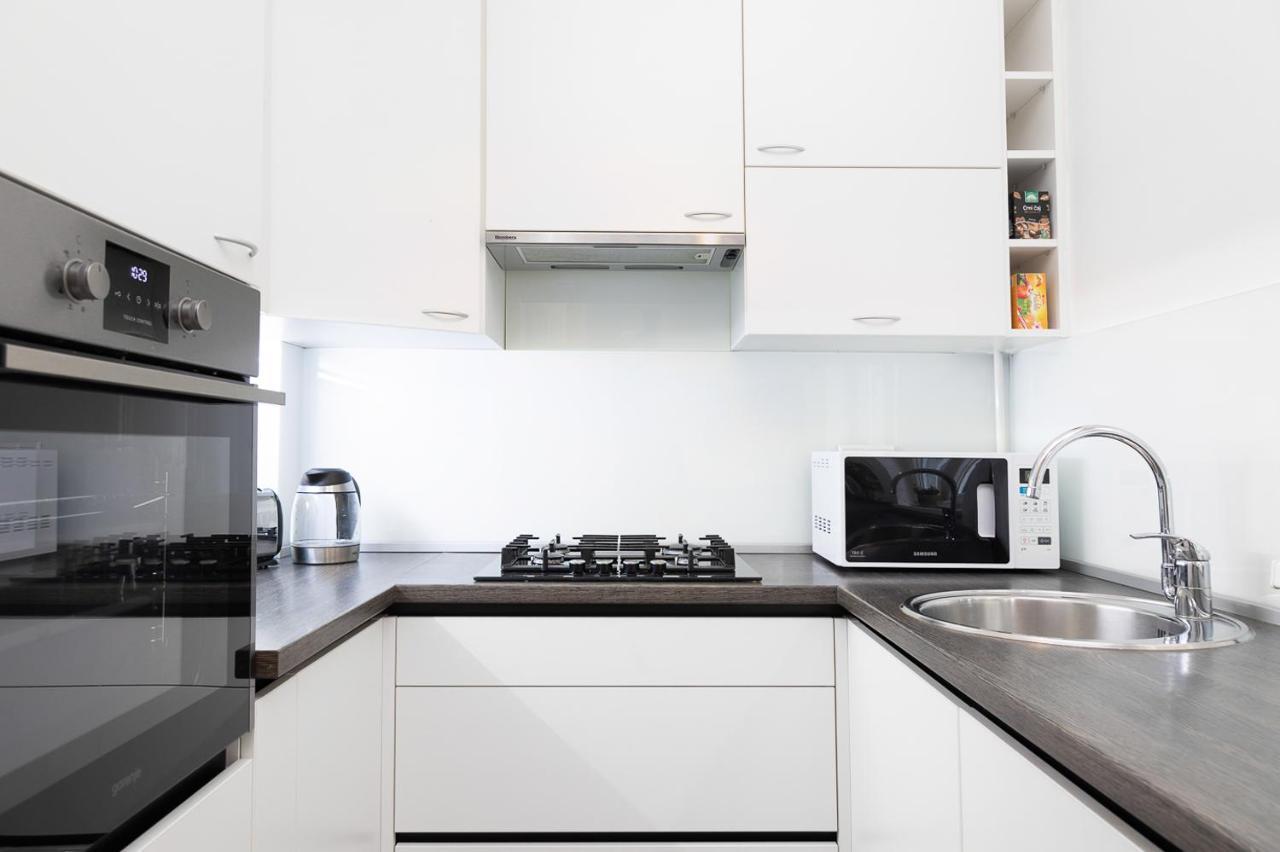 Modern Spacious 3Bdr Apartment In Heart Of ซาเกร็บ ภายนอก รูปภาพ
